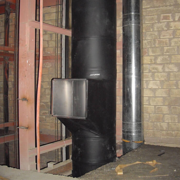 نمای شوتینگ زباله خارجی نصب شده در آپارتمان