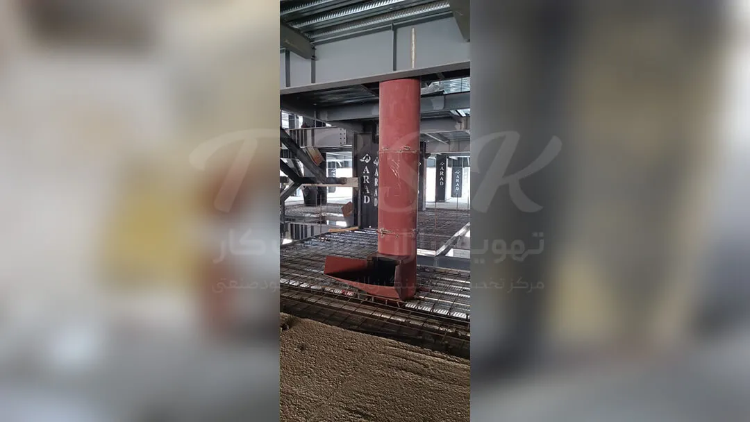 دریچه تخلیه کانال شوتینگ نخاله آهنی در کارگاه